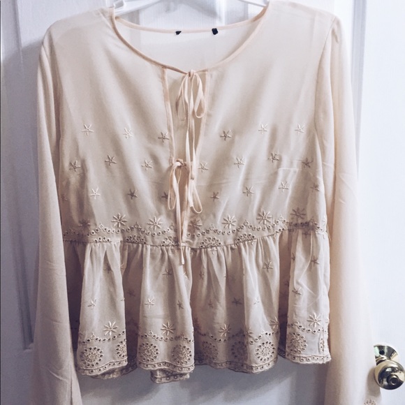 Sheer gorgeous top - Picture 1 of 6